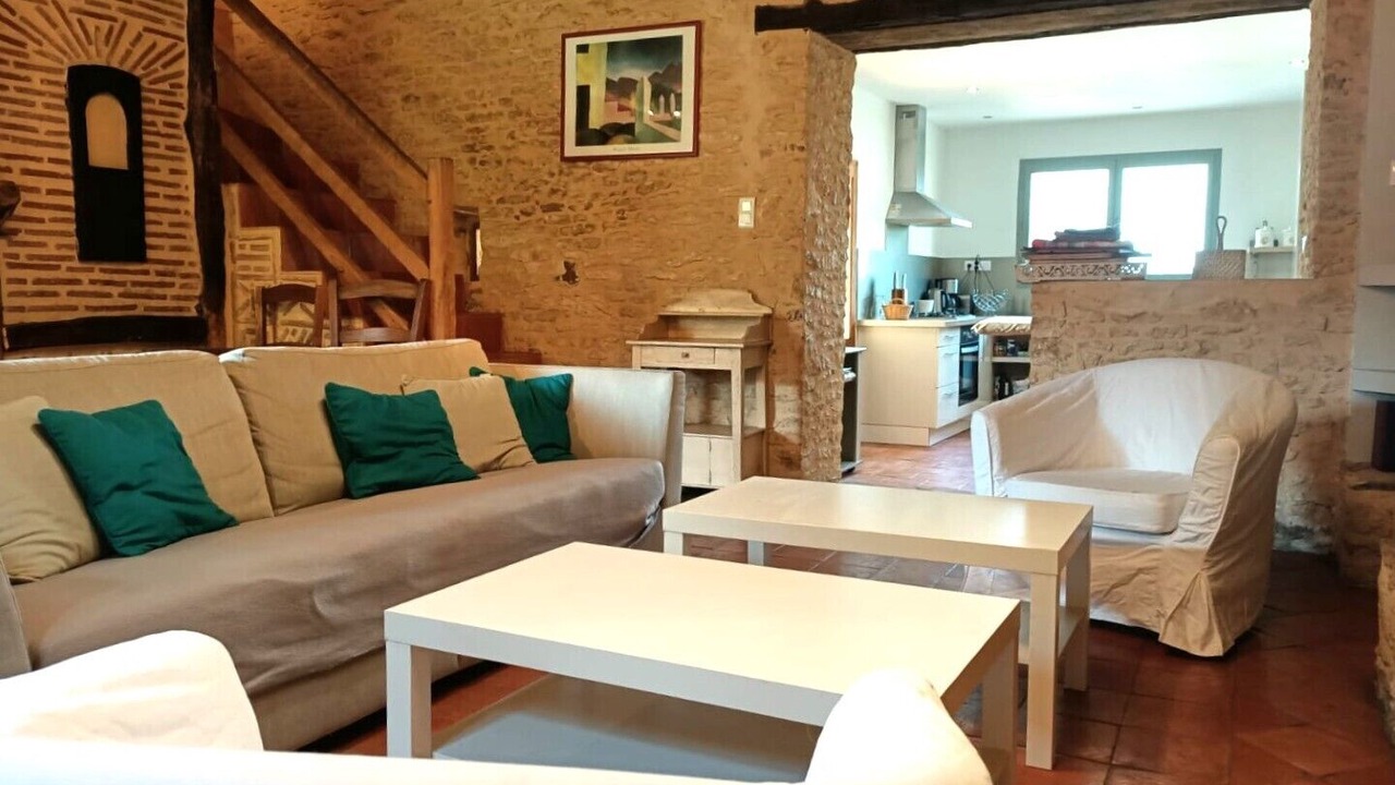 Photo of Livingroom in Saint-Amand-de-Coly