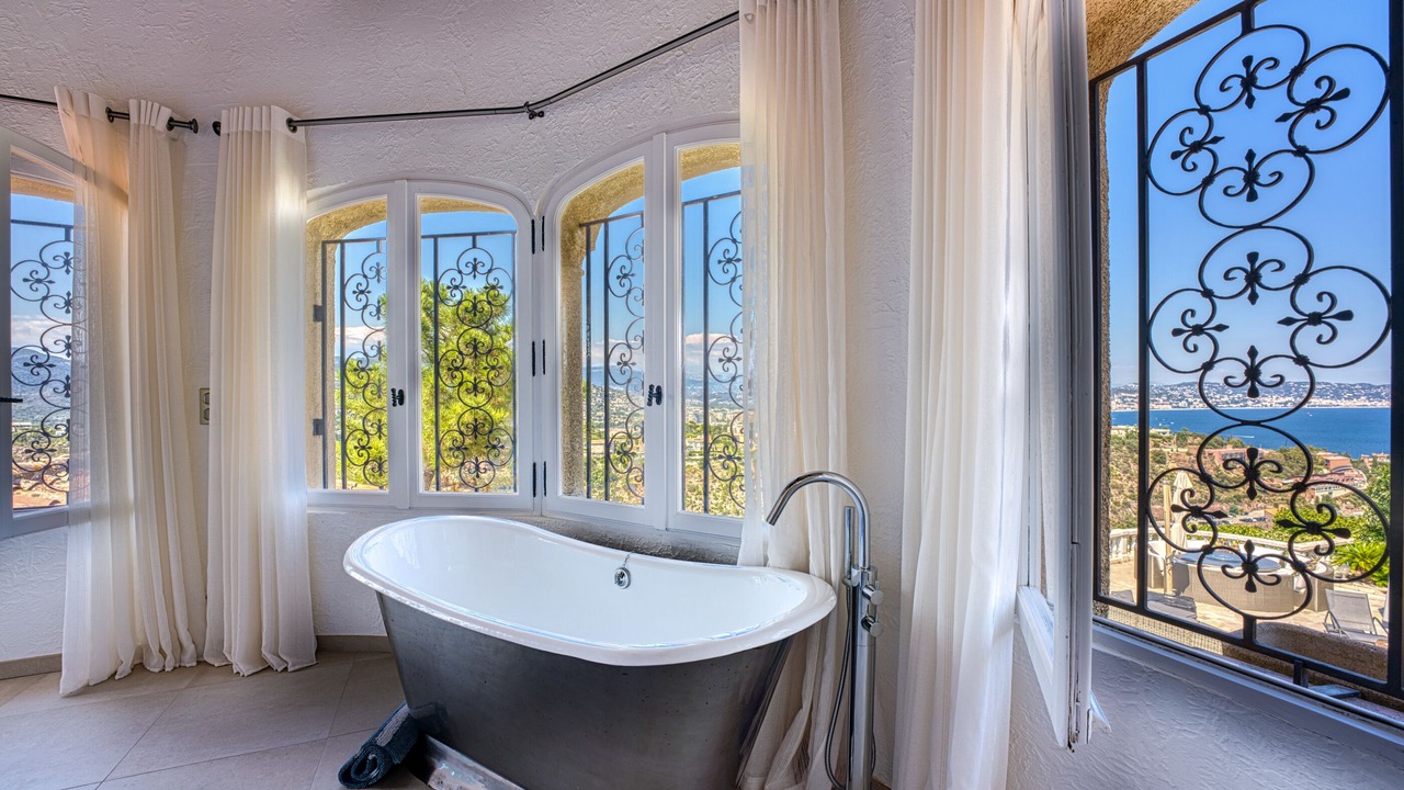 Photo of Bathroom in Theoule-sur-Mer