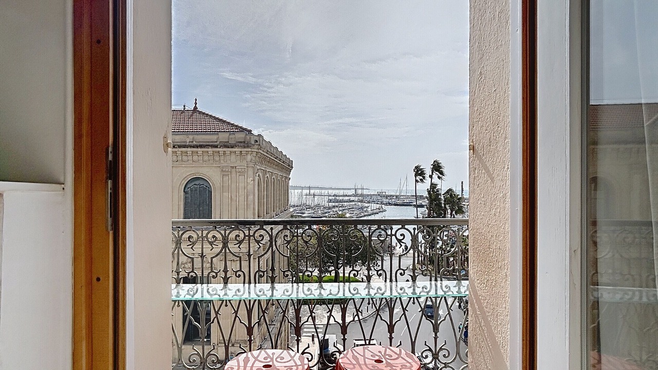 Photo of Patio Balcony in Le Suquet