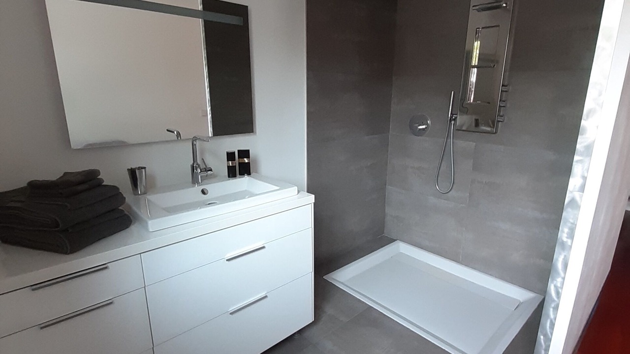 Photo of Bathroom in Saint-Julien