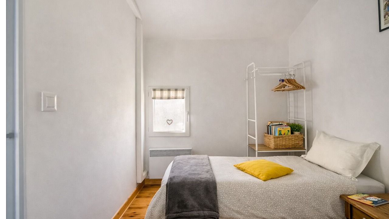 Photo of Bedroom in Saumane-de-Vaucluse