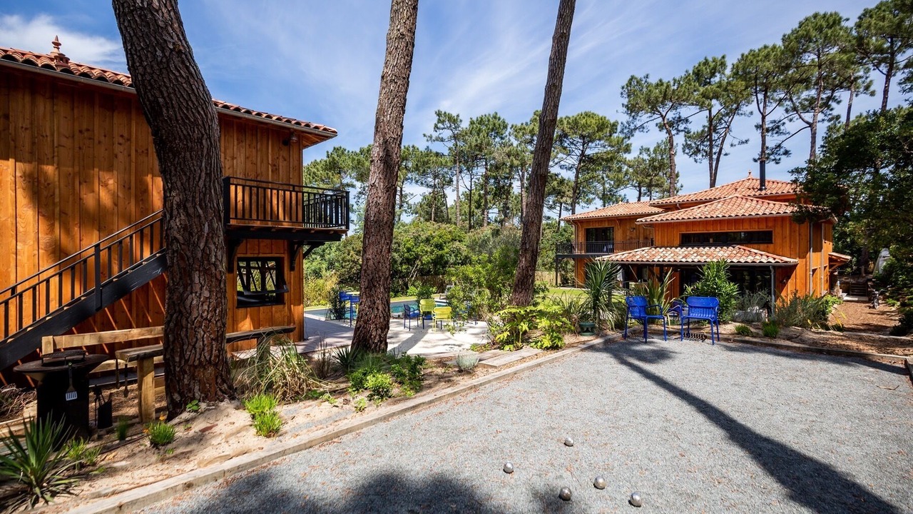 Photo of Patio Balcony in Le Canon