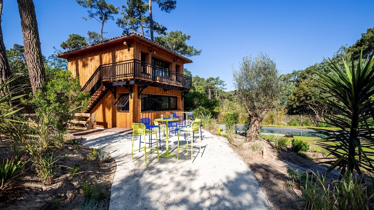 Photo of Outdoor in Le Canon