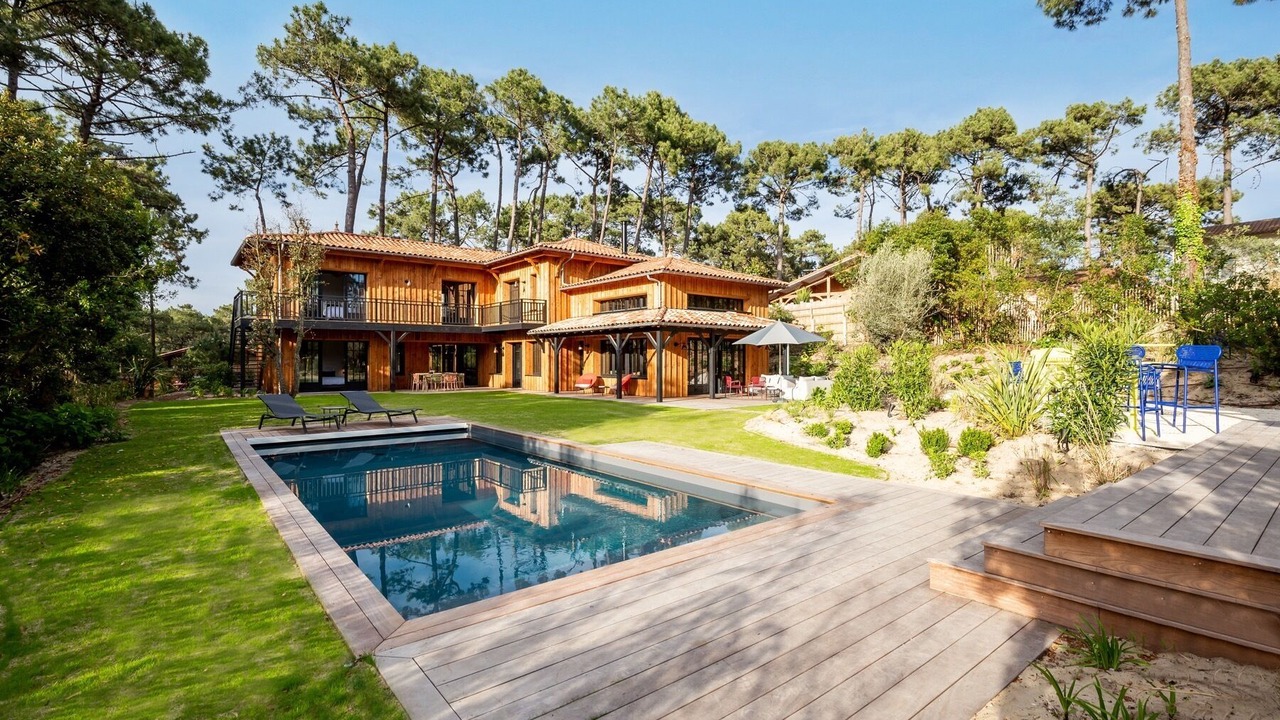 Photo of Outdoor in Le Canon