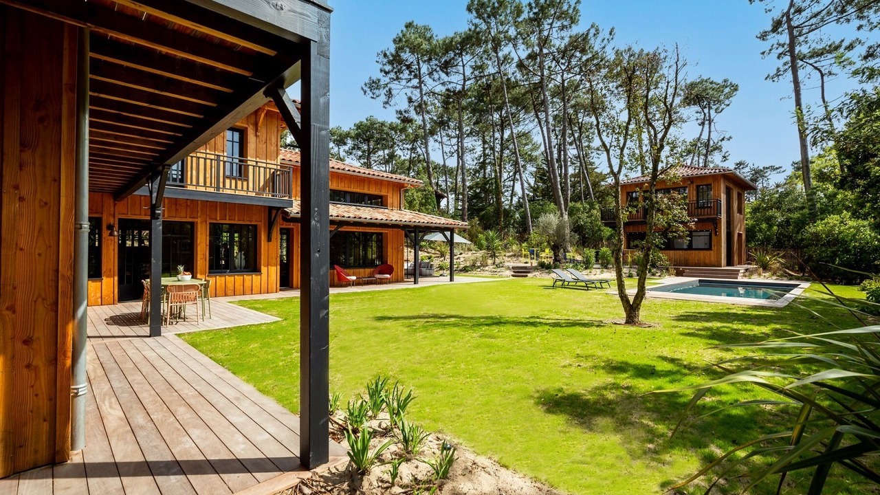 Photo of Outdoor in Le Canon