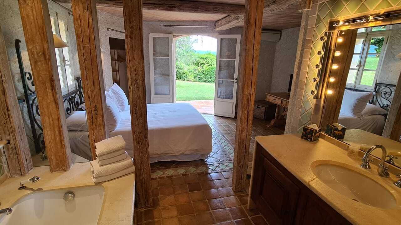 Photo of Bedroom in Saint-Tropez