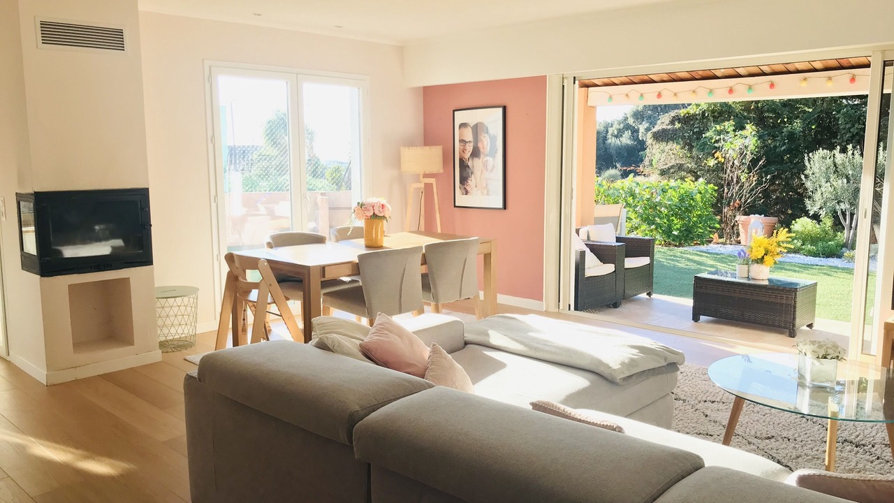 Photo of Livingroom in Saint-Laurent-du-Var