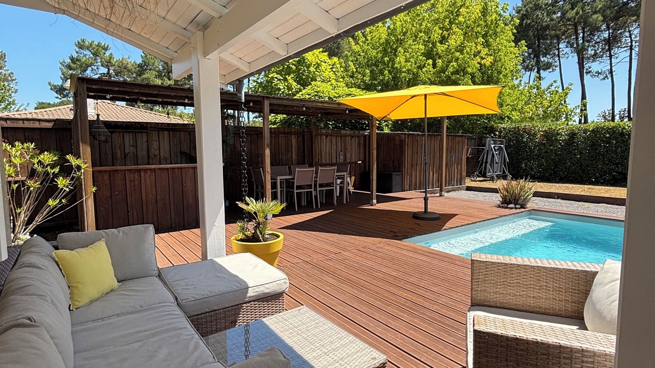Photo of Patio Balcony in Gujan-Mestras
