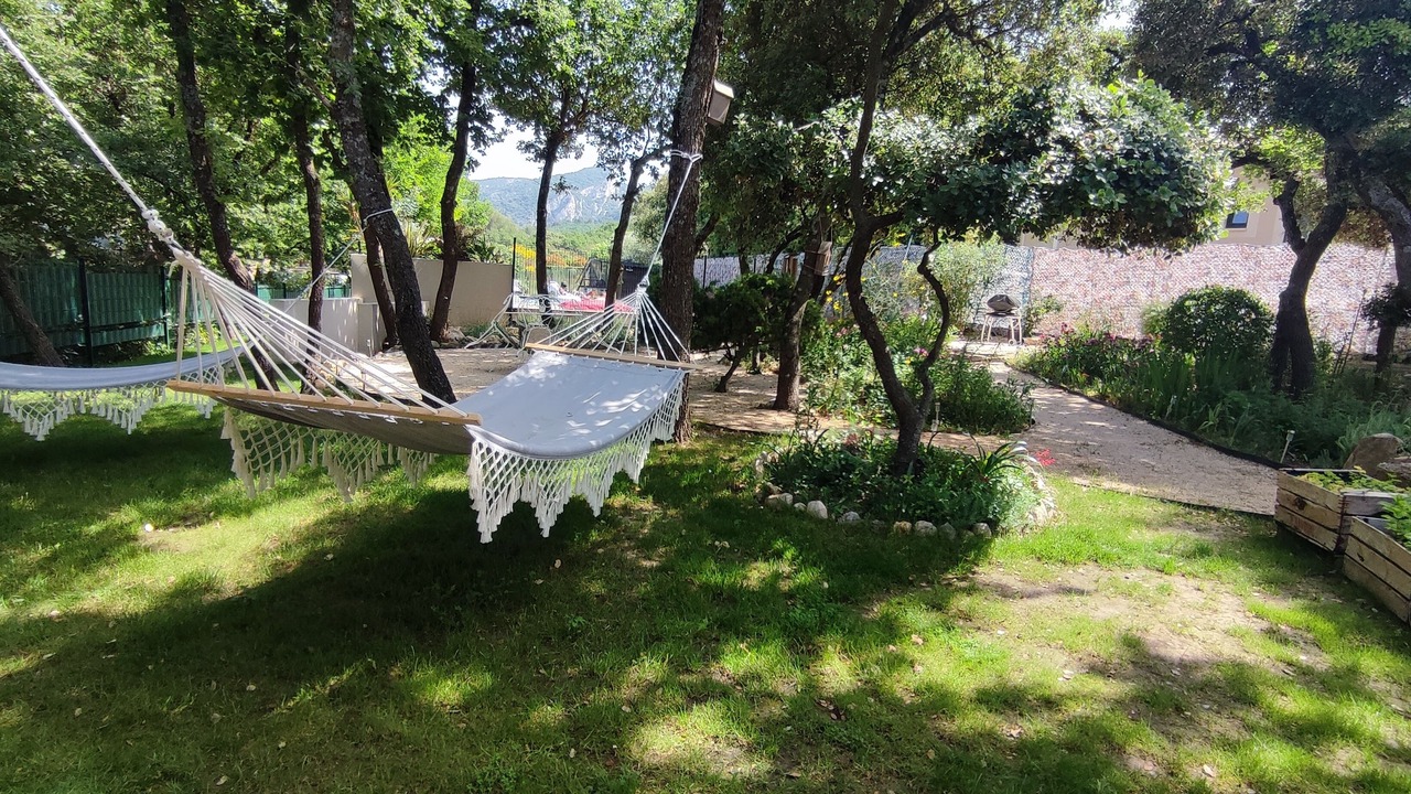 Photo of Outdoor in Maubec