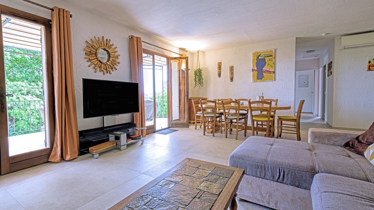 Photo of Livingroom in Lorgues