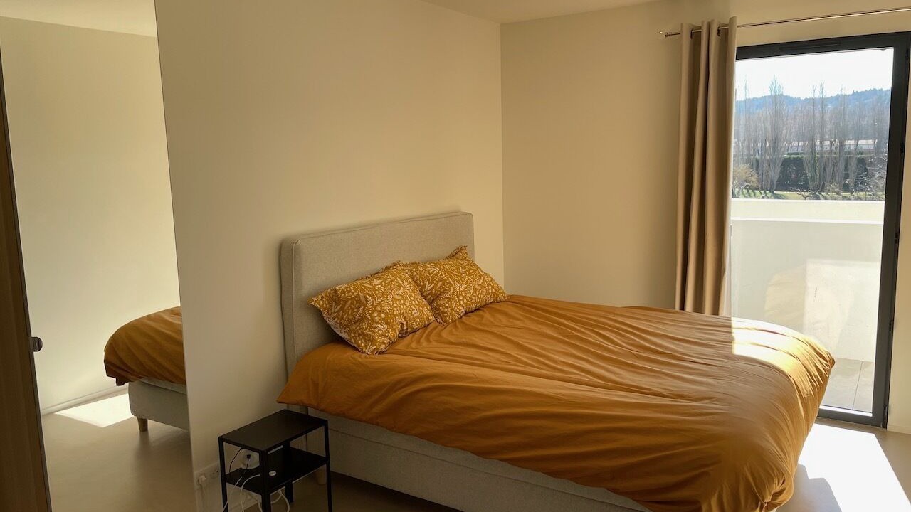 Photo of Bedroom in Malaucene