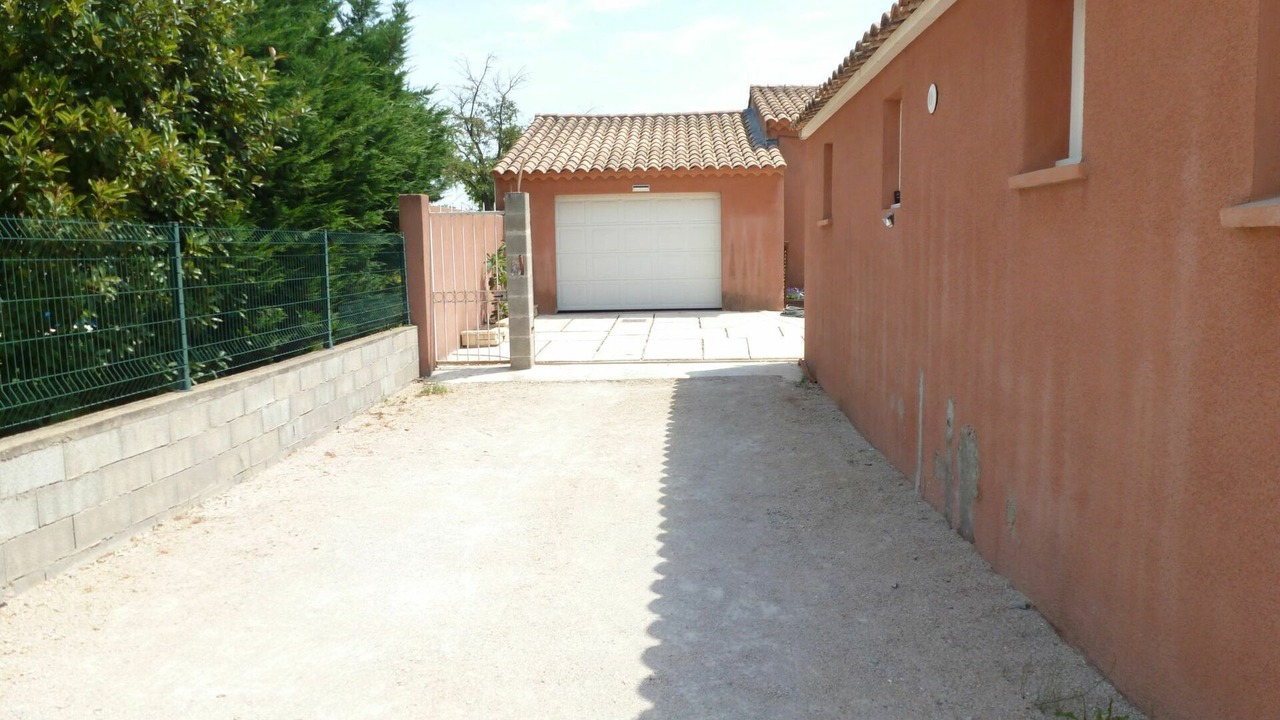 Photo of Others in Caumont-sur-Durance