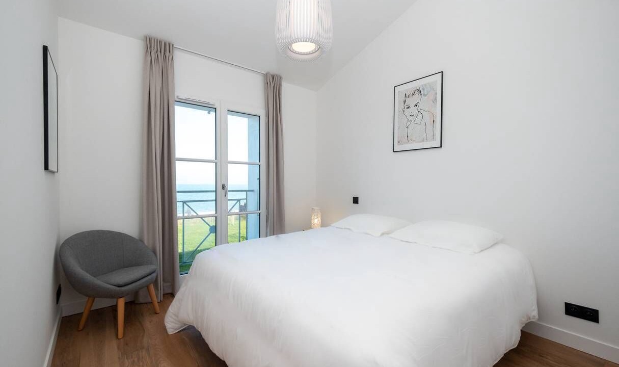 Photo of Bedroom in La Flotte