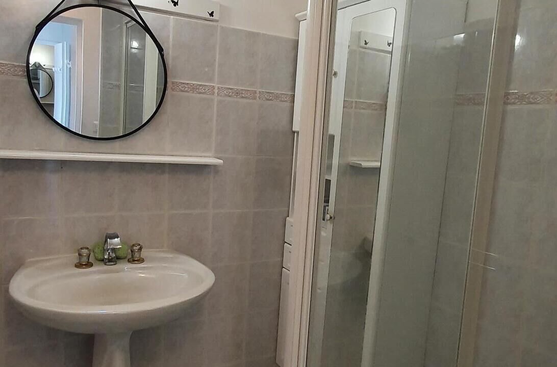 Photo of Bathroom in Golfe Juan