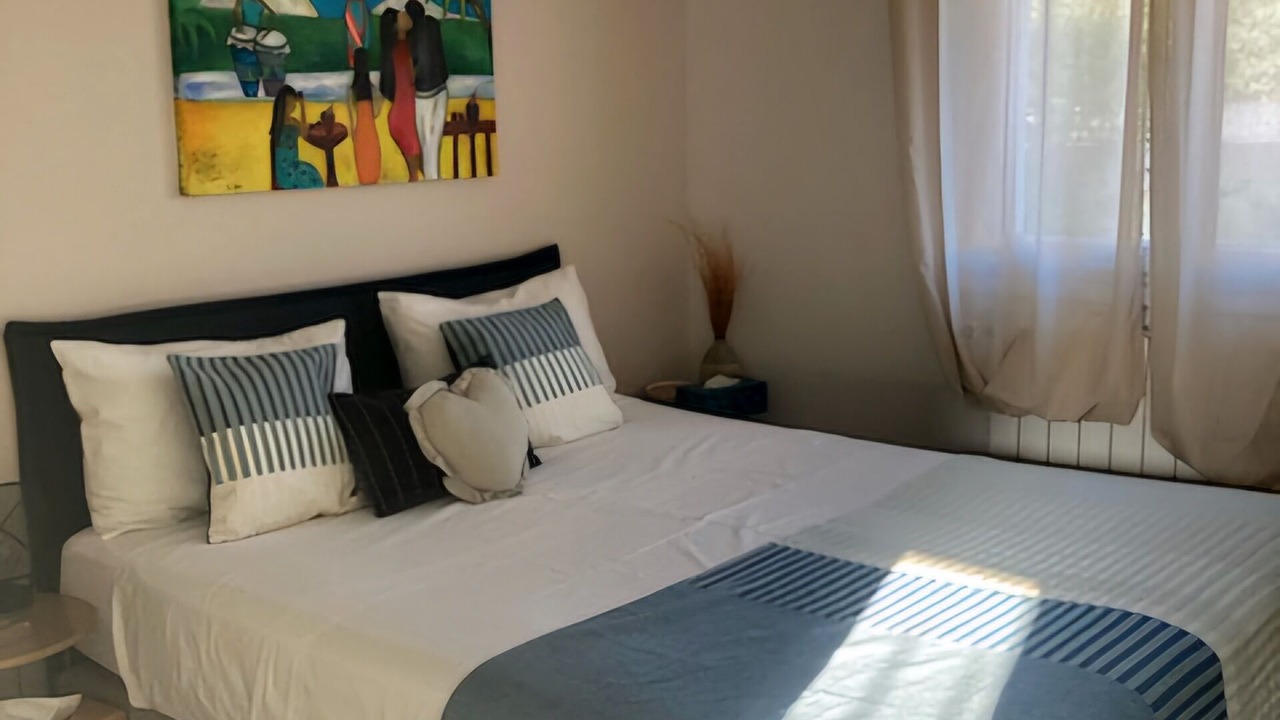 Photo of Bedroom in Ventabren