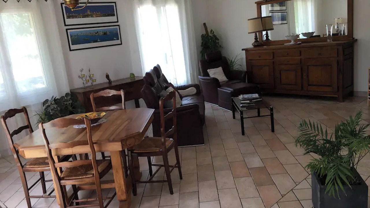Photo of Livingroom in Cabrieres-d'Avignon