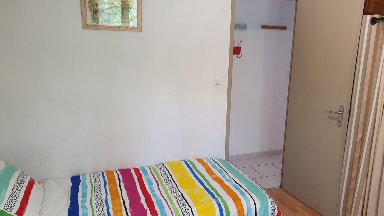 Photo of Bedroom in Pernes-les-Fontaines