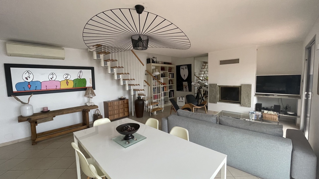 Photo of Livingroom in Theoule-Superieur