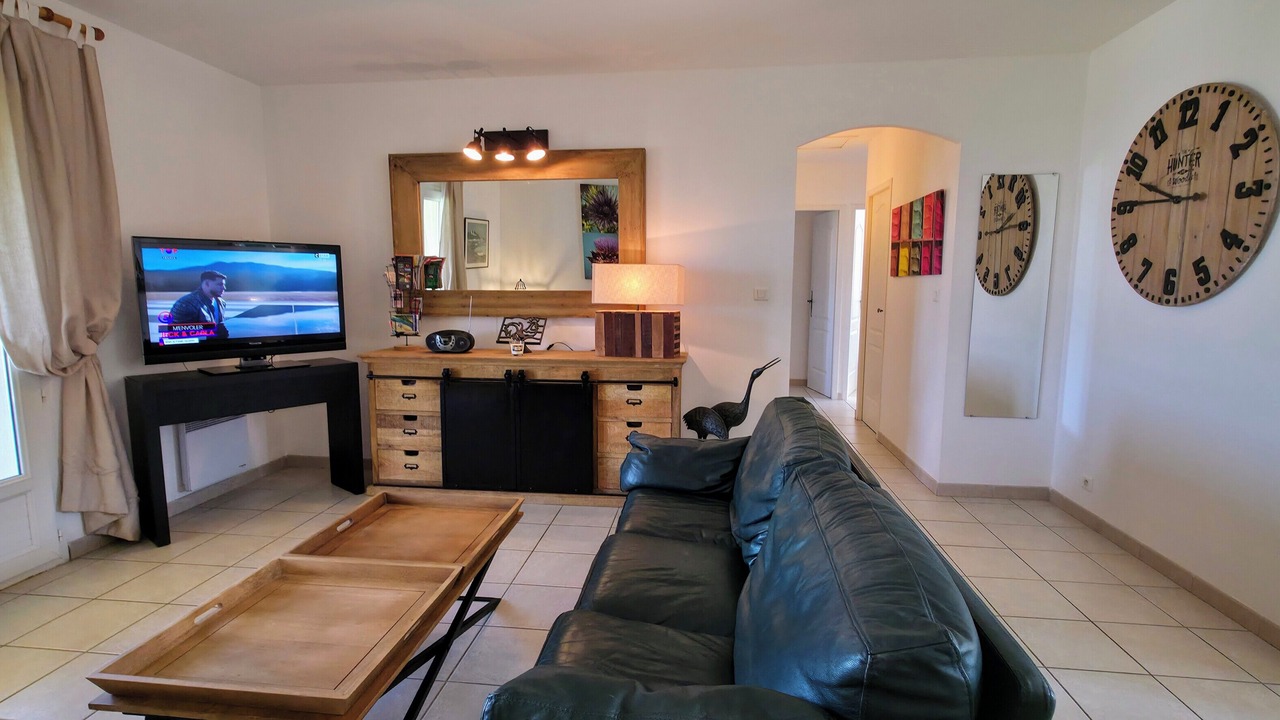 Photo of Livingroom in Caromb