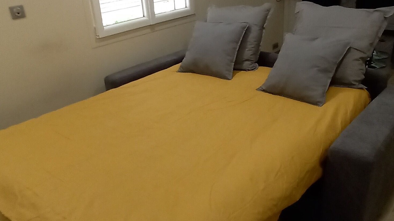 Photo of Bedroom in Caumont-sur-Durance