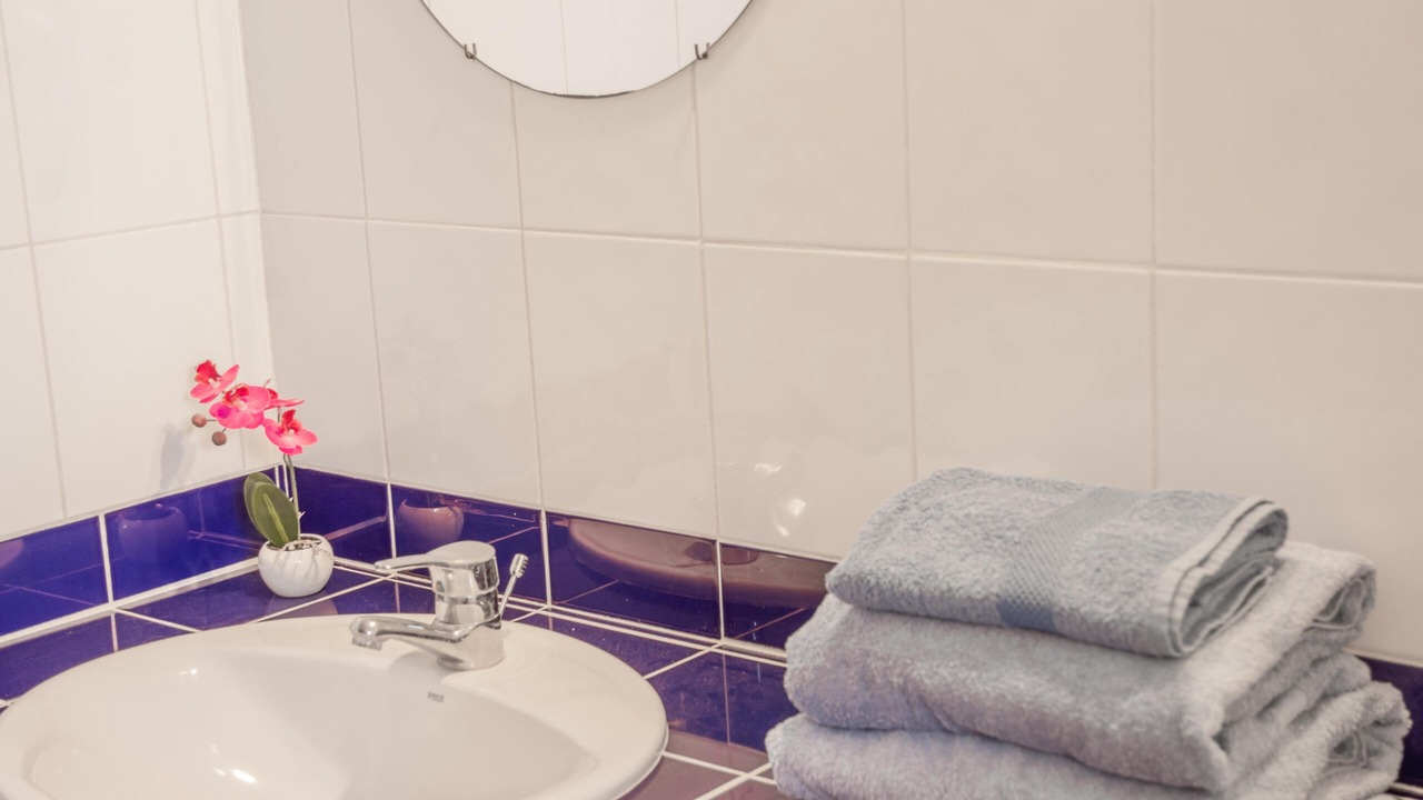 Photo of Bathroom in Montcabrier