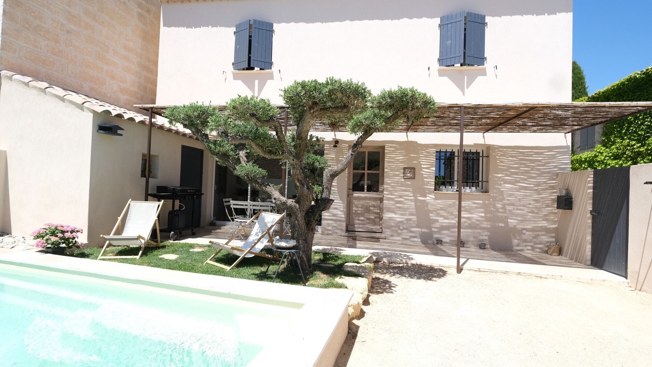 Photo of Outdoor in Aureille