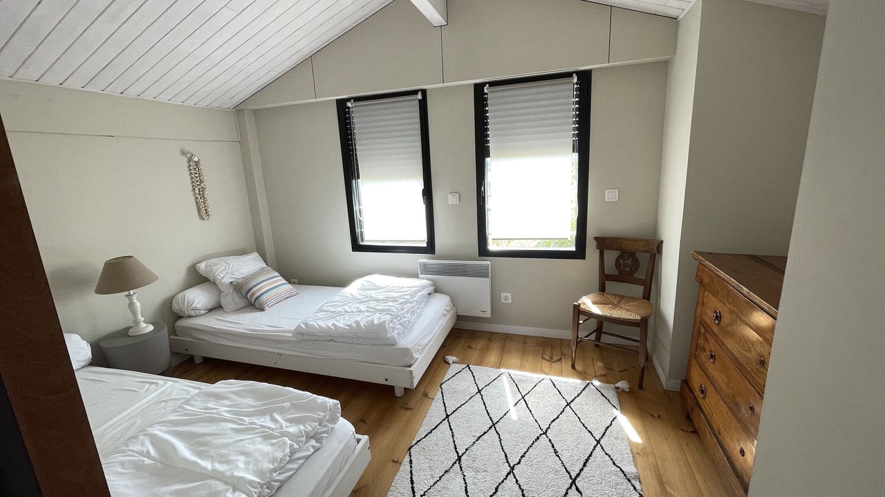 Photo of Bedroom in Gujan-Mestras