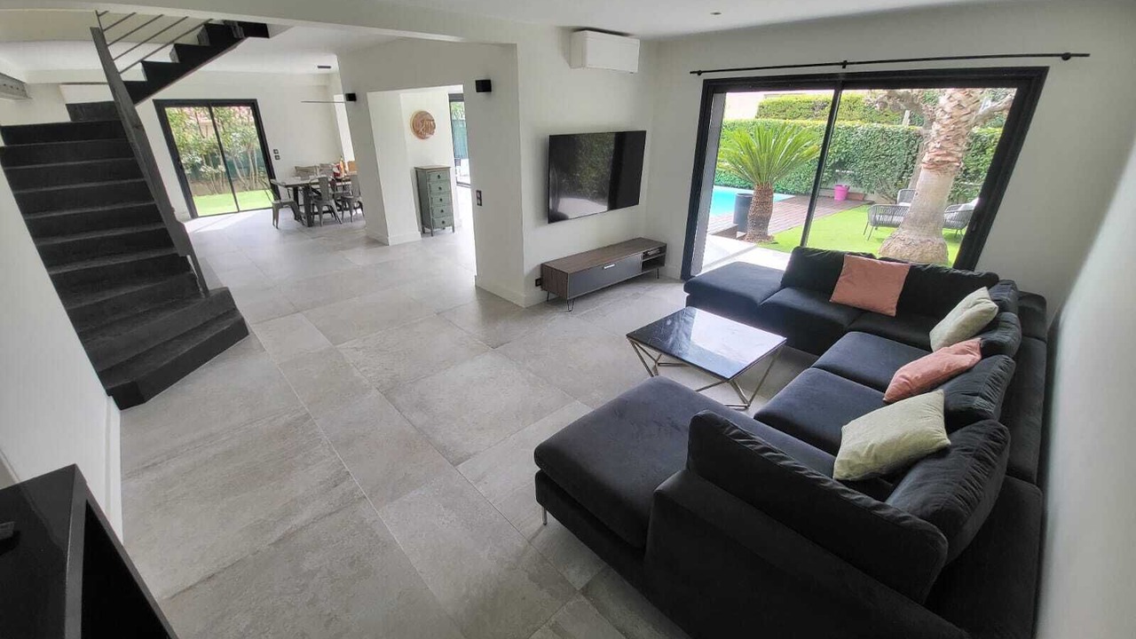 Photo of Livingroom in Riou - Petit Juas - Av de Grasse