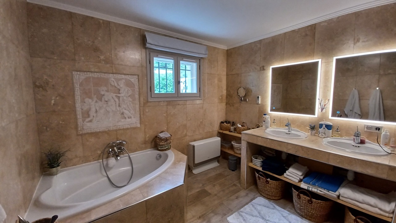 Photo of Bathroom in Grasse