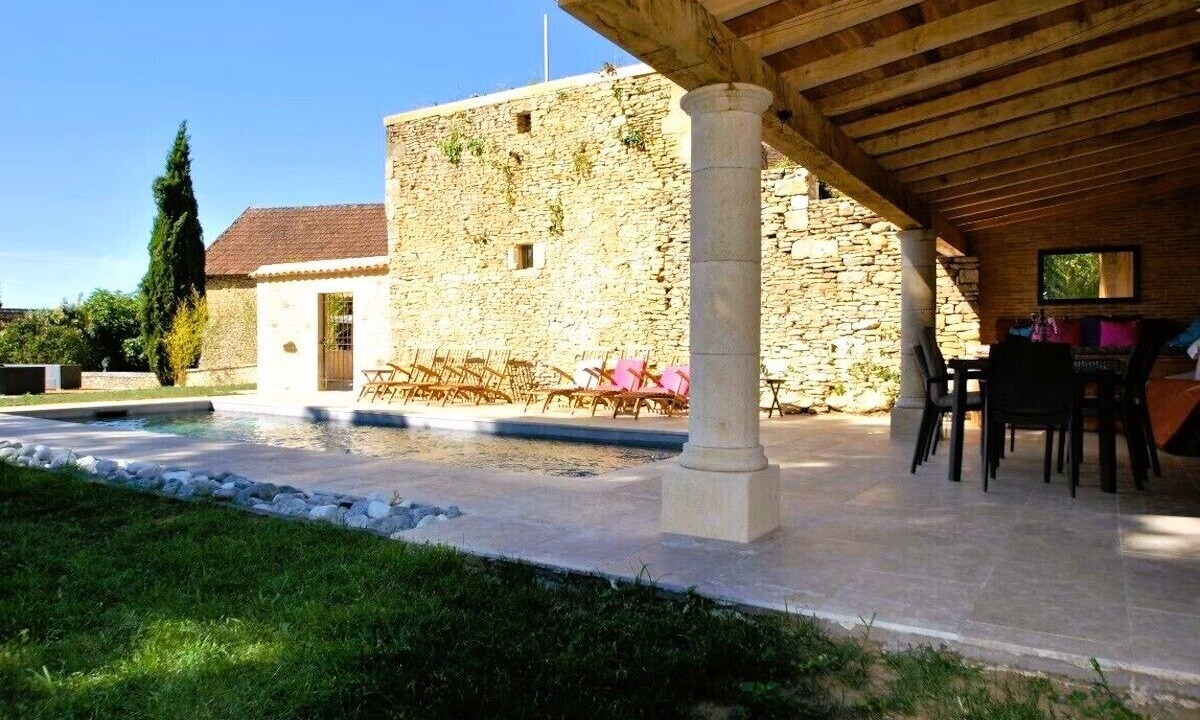 Photo of Outdoor in Saint-Amand-de-Coly
