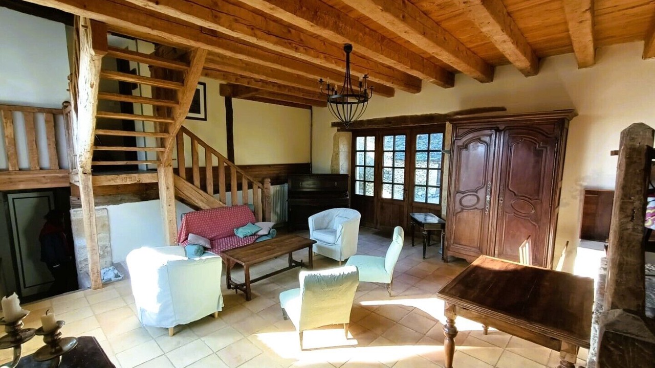 Photo of Livingroom in Saint-Amand-de-Coly