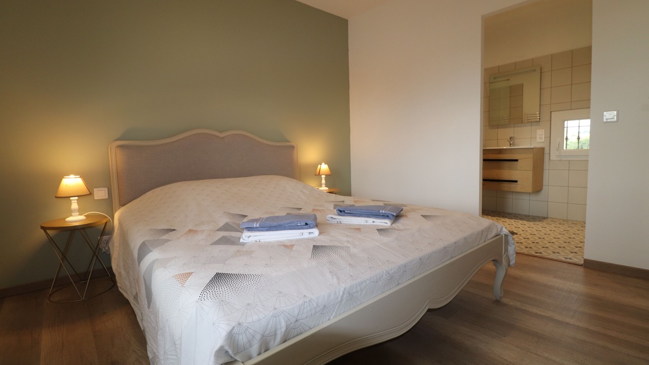Photo of Bedroom in Caromb