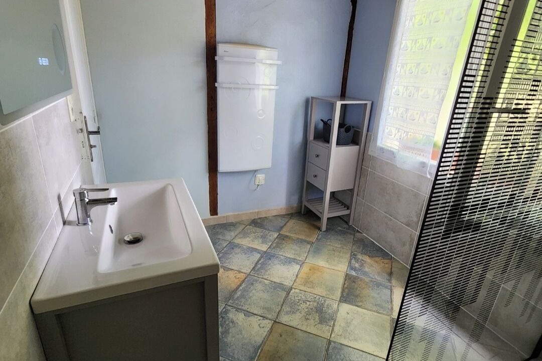 Photo of Bathroom in Saint-Martial-de-Nabirat