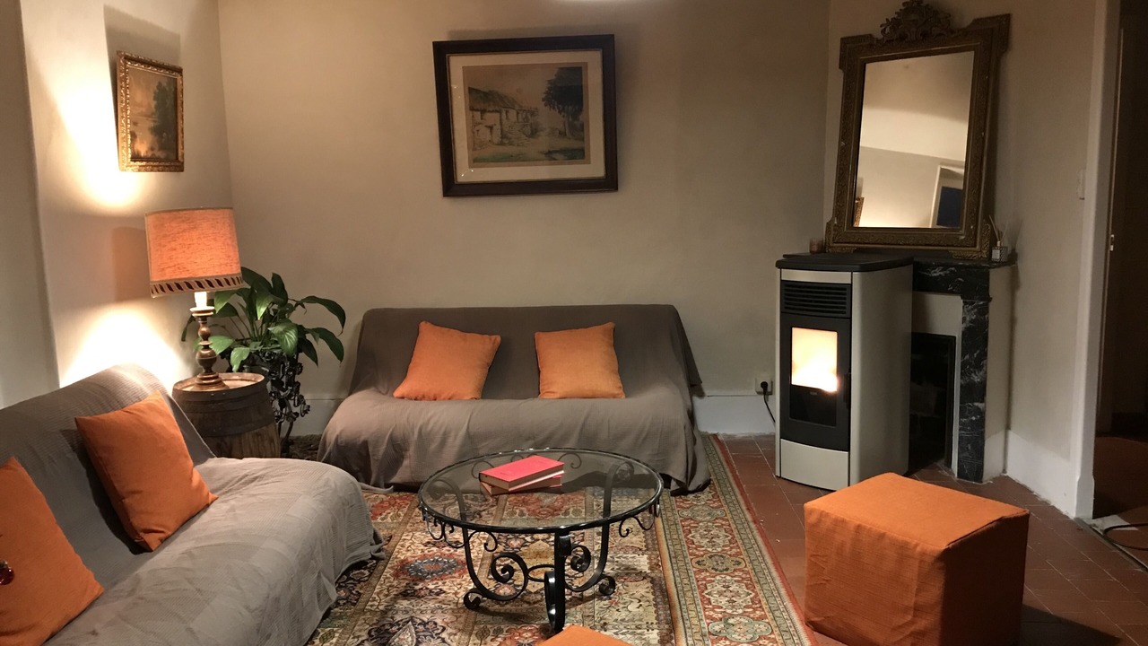 Photo of Livingroom in Champvoux