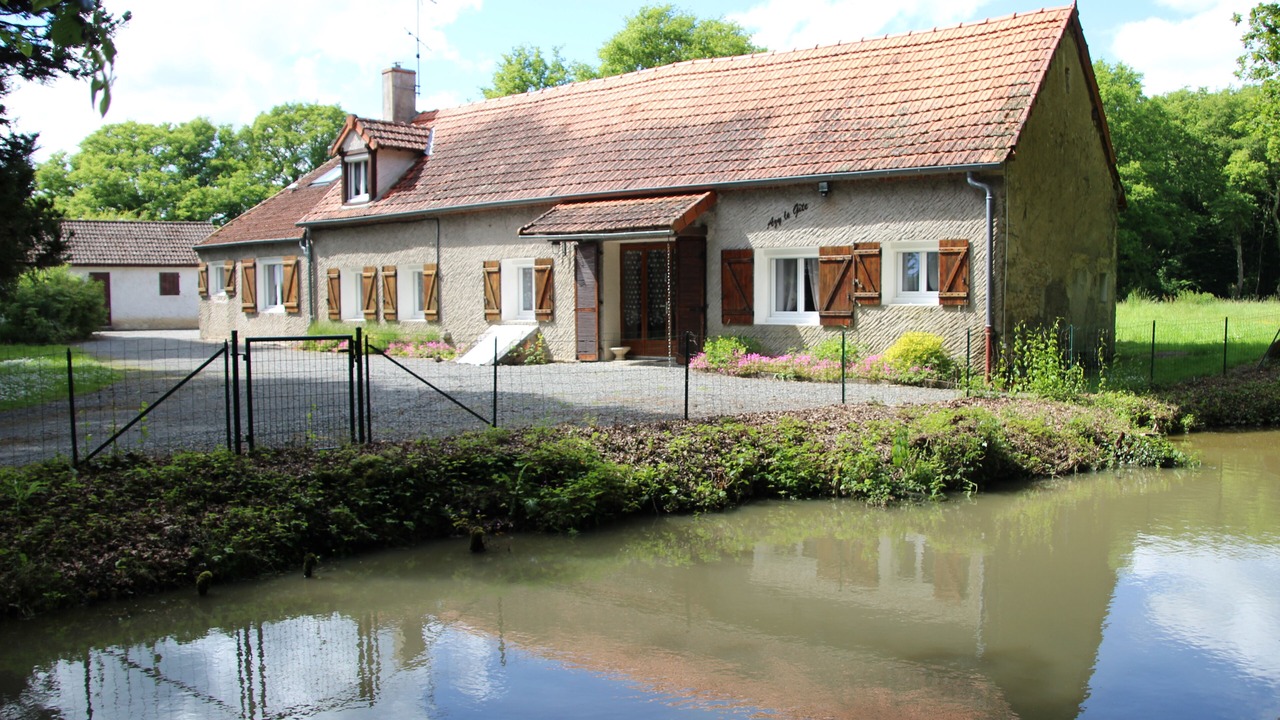 Photo of Outdoor in Azy-le-Vif