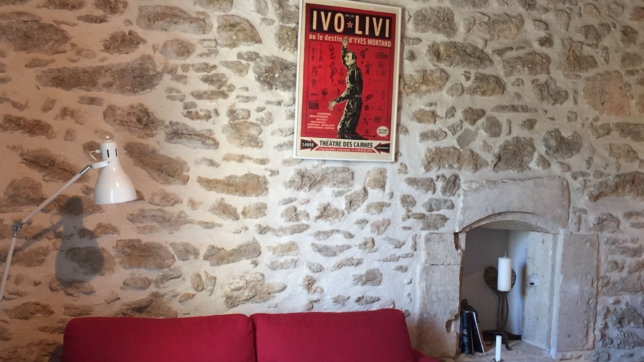 Photo of Livingroom in Maubec