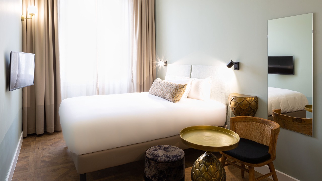 Photo of Bedroom in Palais de justice
