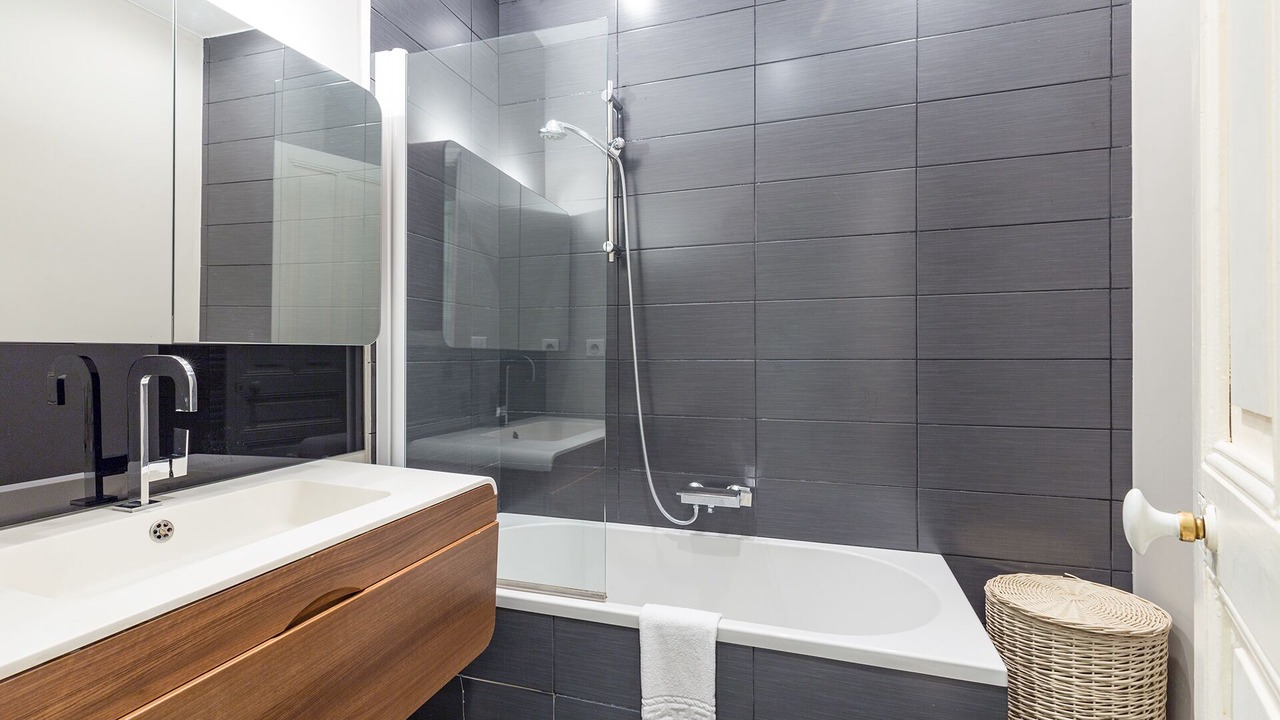 Photo of Bathroom in Aix-en-Provence Historic Centre