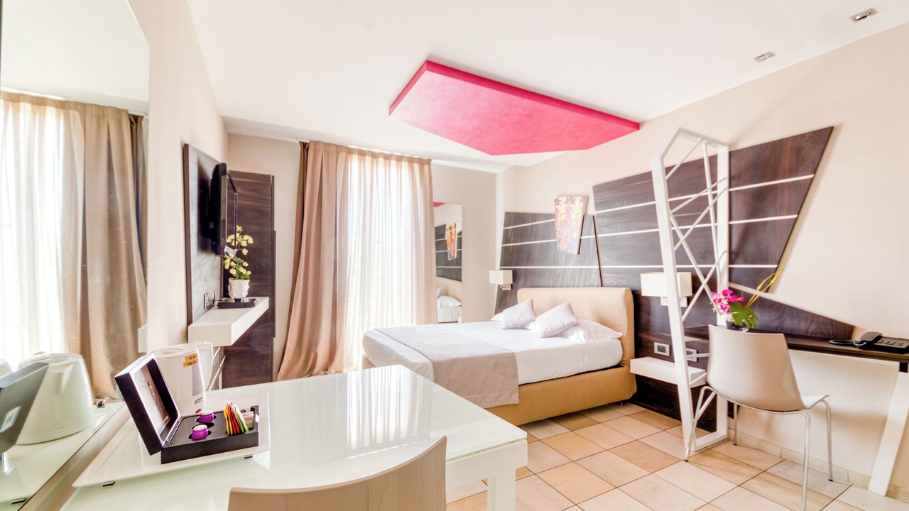 Photo of Bedroom in Juan-les-Pins