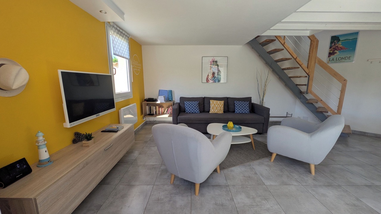Photo of Livingroom in Miramar