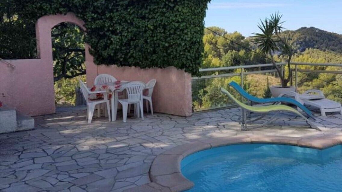 Photo of Outdoor in La Cadiere-d'Azur