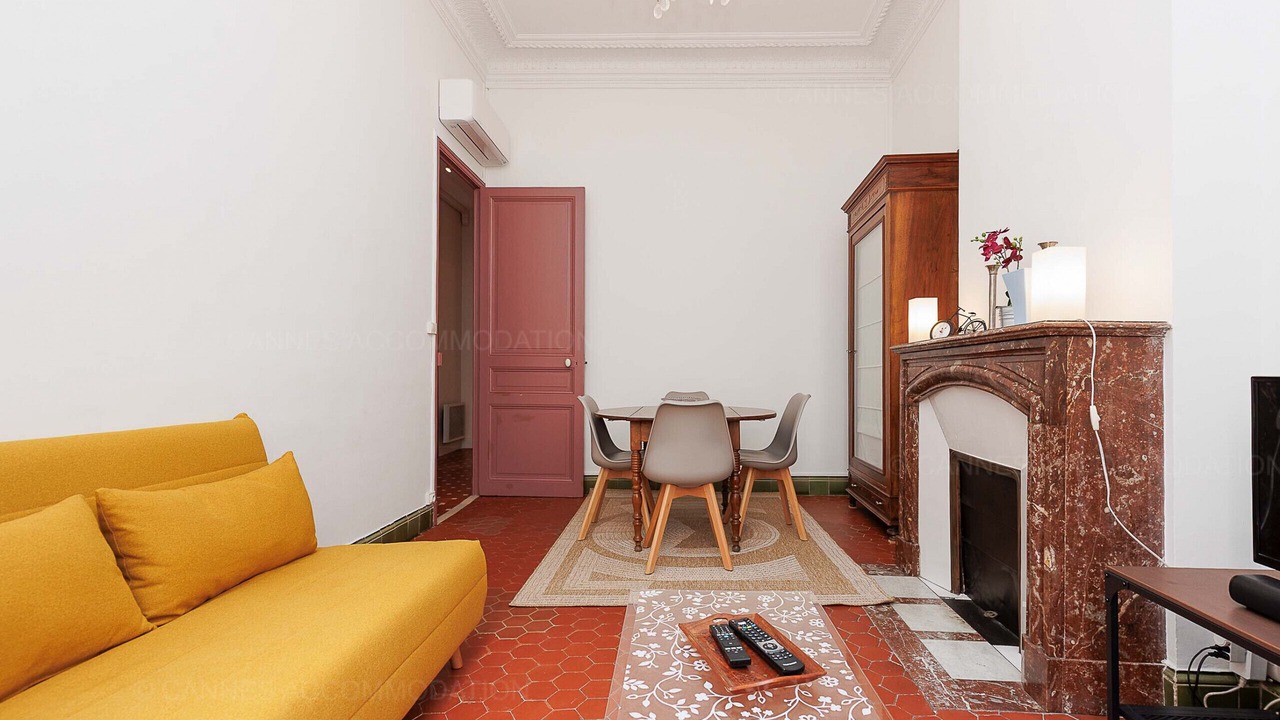 Photo of Livingroom in Cannes City Centre