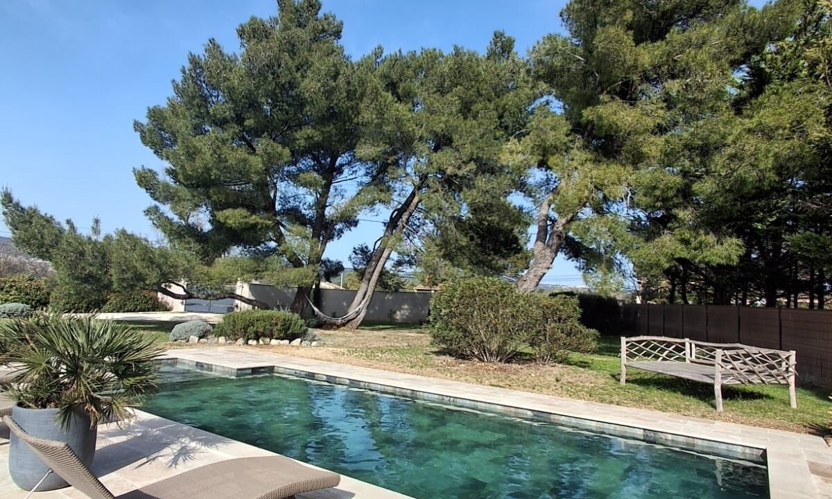 Photo of Outdoor in Cabrieres-d'Avignon