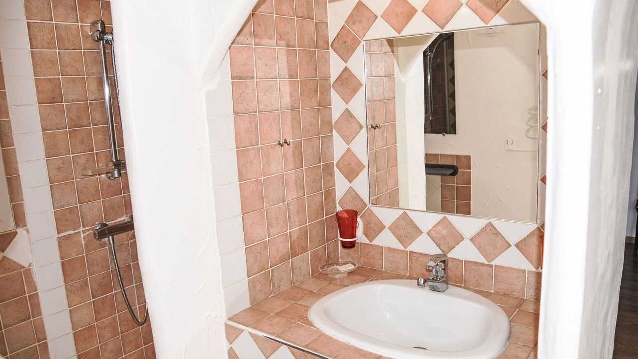 Photo of Bathroom in Saumane-de-Vaucluse