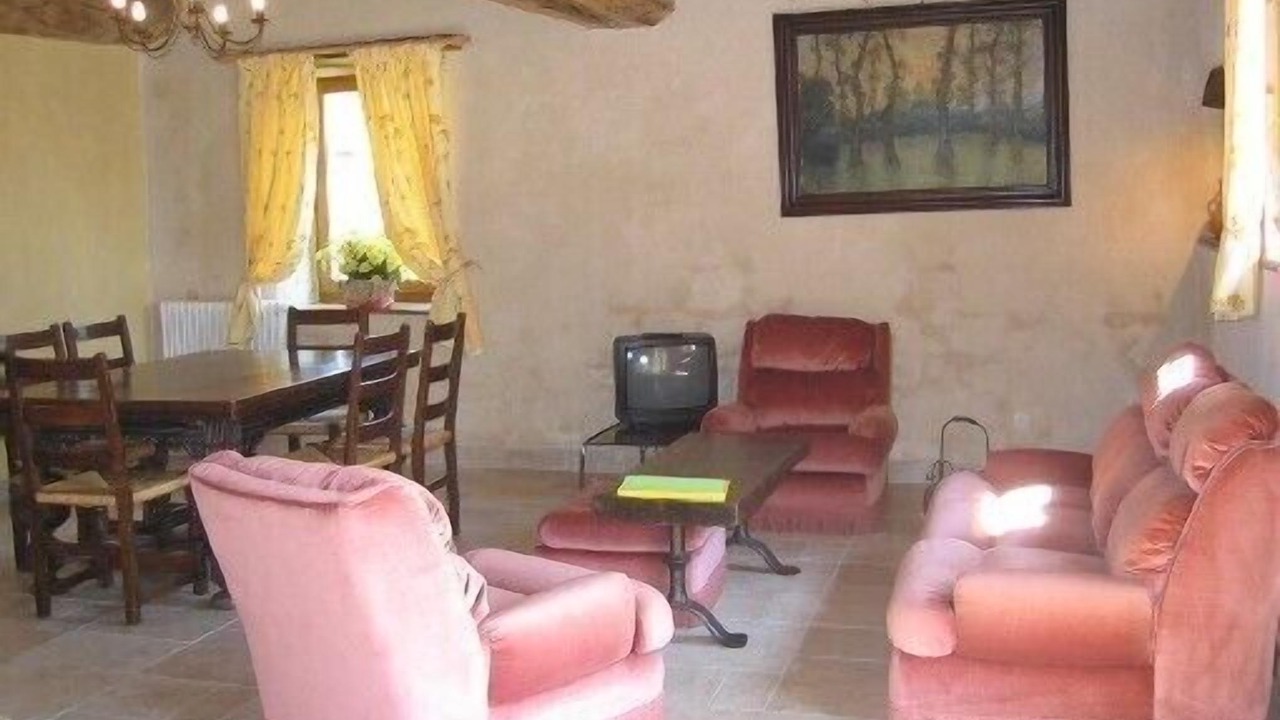 Photo of Livingroom in Dirol