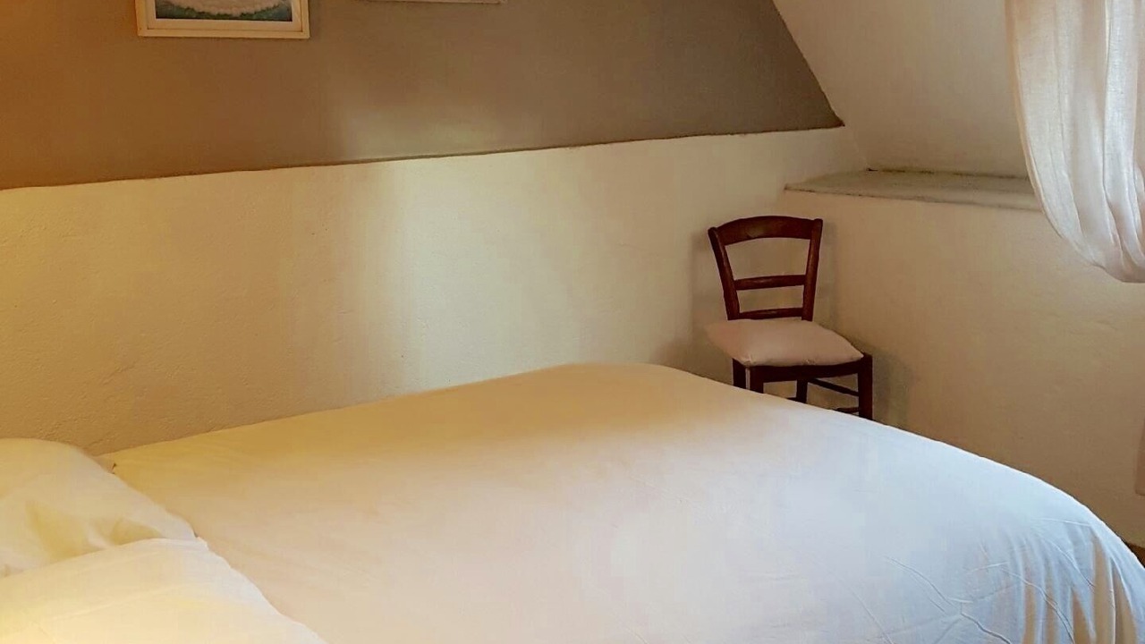 Photo of Bedroom in Saint-Amand-de-Coly