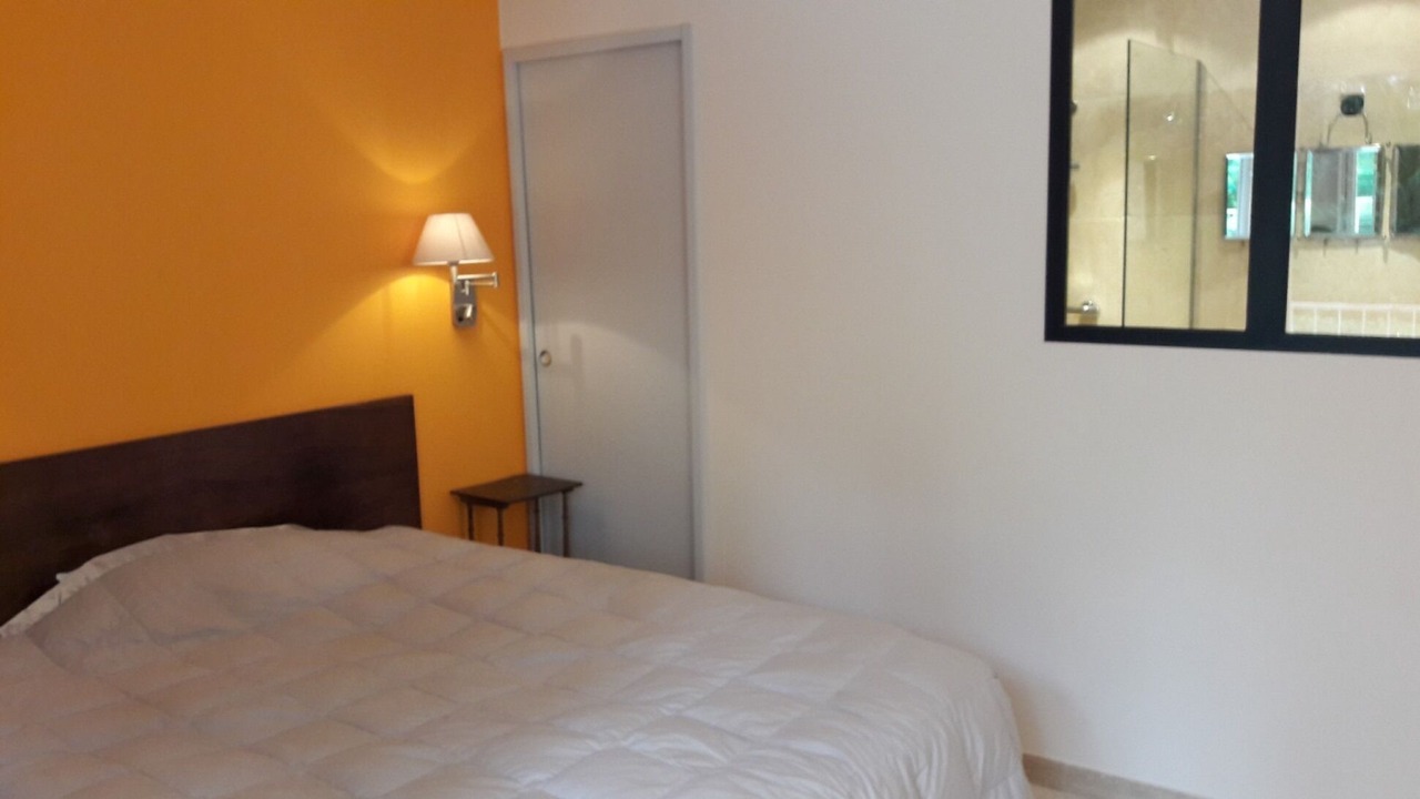 Photo of Bedroom in Carnot