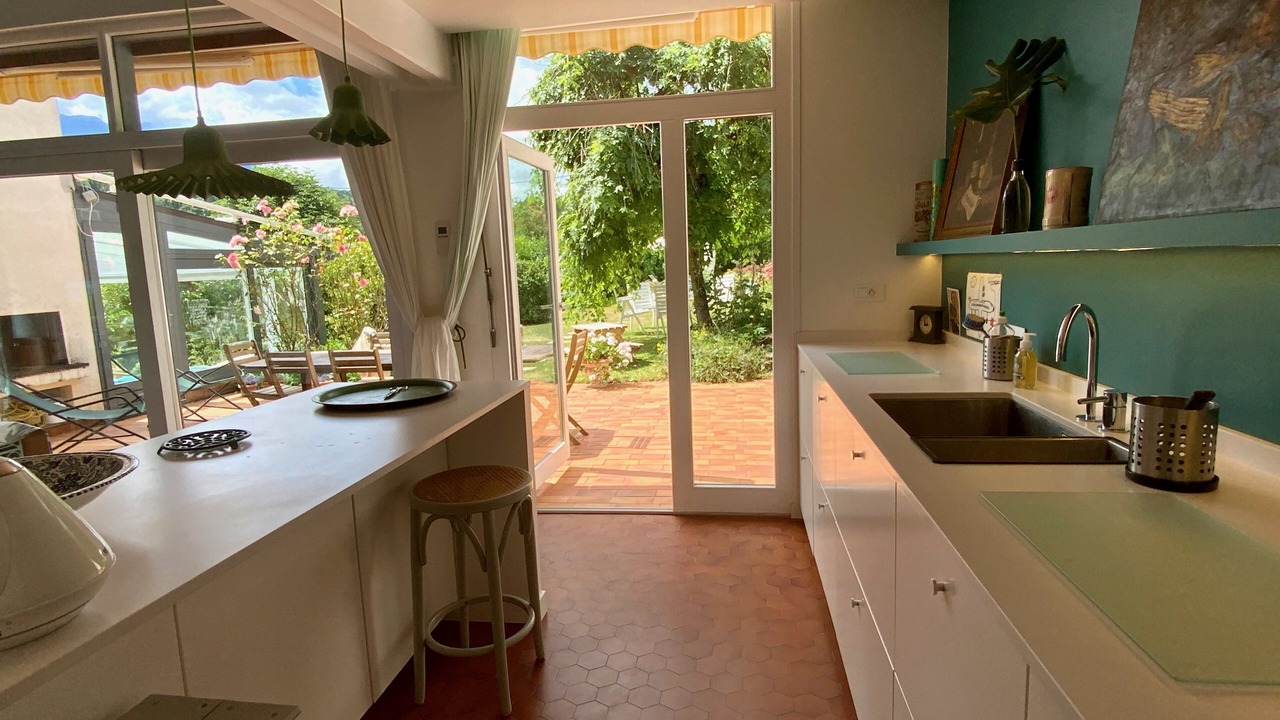 Photo of Kitchen in Saint-Jorioz