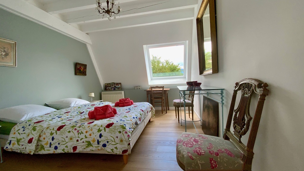 Photo of Bedroom in Saint-Jorioz