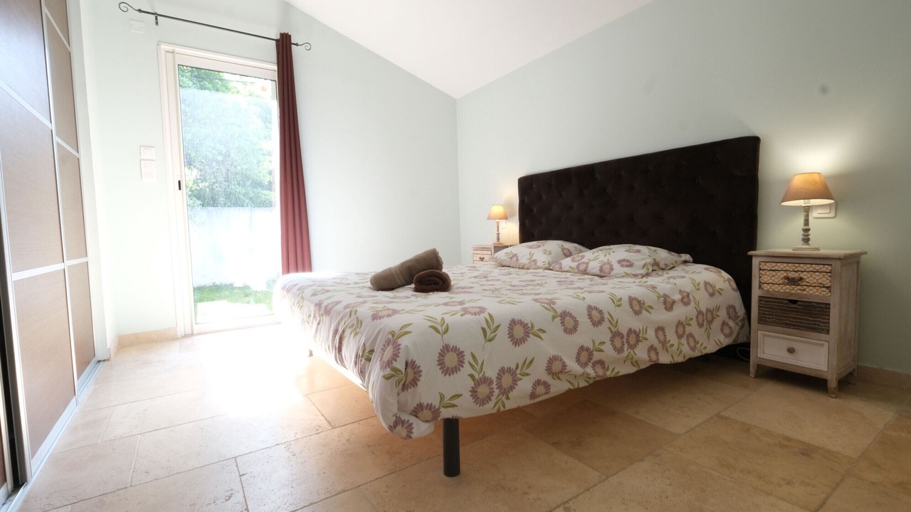 Photo of Bedroom in Maubec